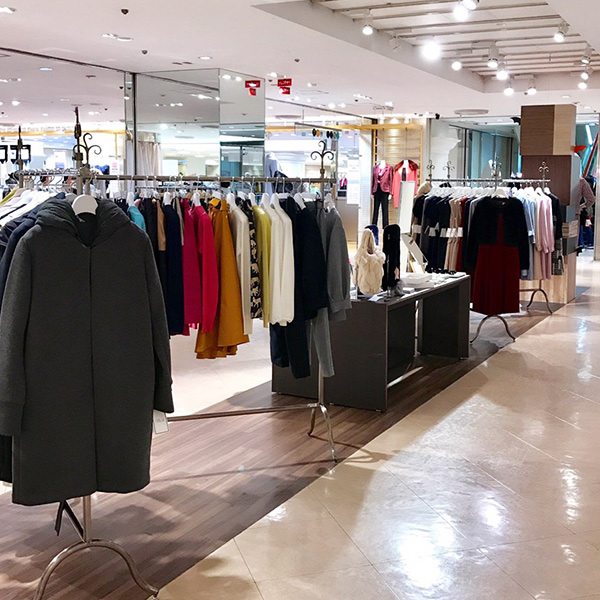 Pop-up shop